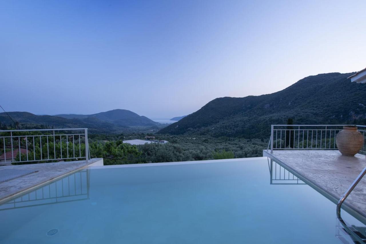 Panoutsis Villa - Sivros Lefkada Extérieur photo
